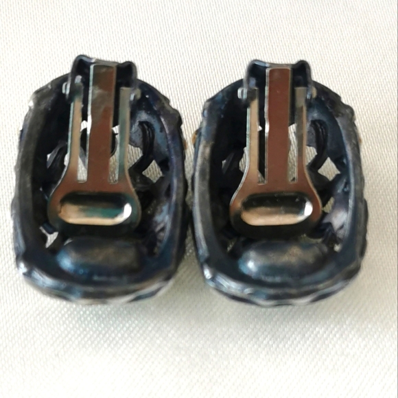 #10~WTG Earrings. New. - Picture 2 of 2